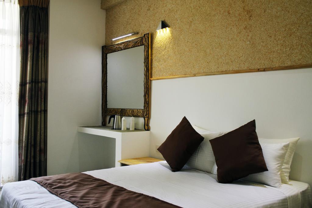 The Tenth Hotel Ella Phòng bức ảnh
